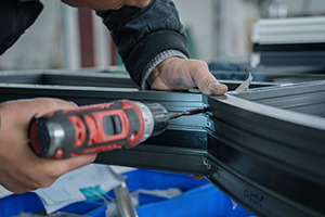 Aluminum window frame assembly