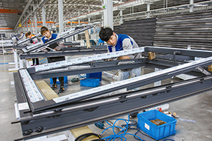 Aluminum window frame commissioning