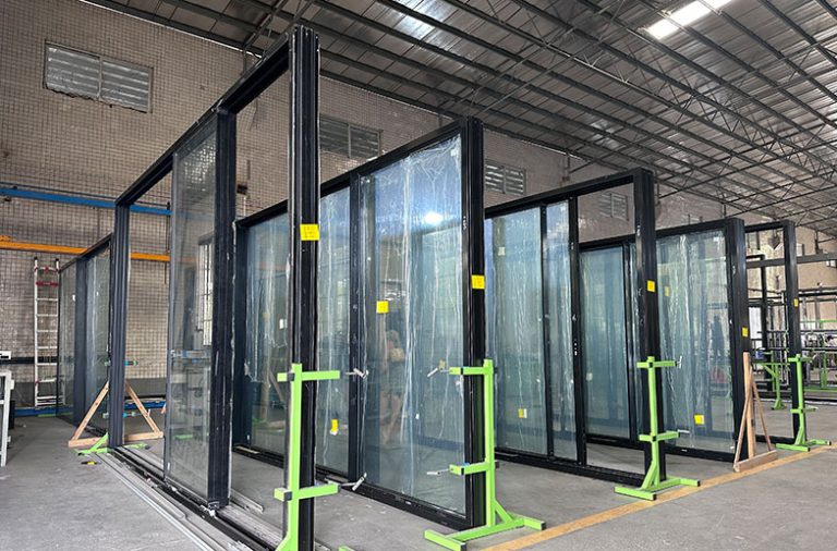 Large sliding door production and debugging