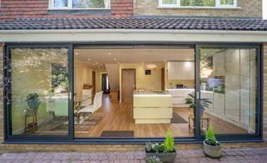 Sliding Door